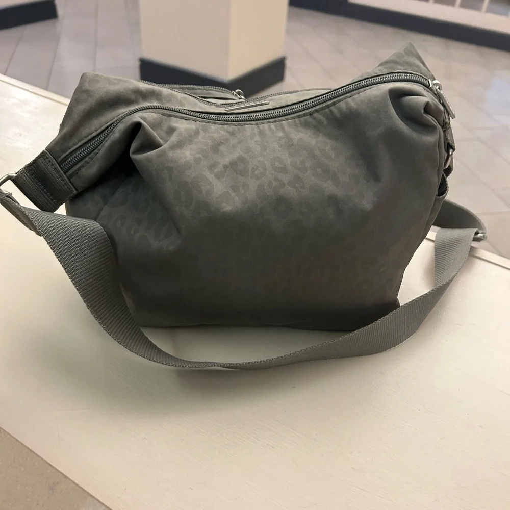 Baggallini Charcoal Messenger Bag Preowned very light wear